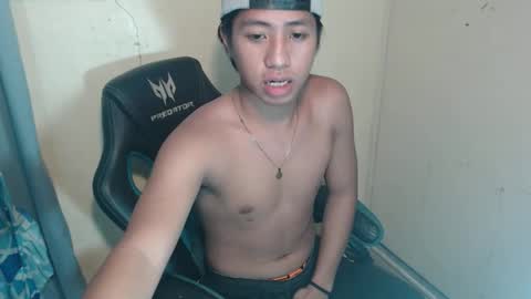 pinoy_fuckboyxxx online show from May 2, 7:33 am