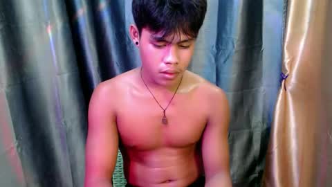 pinoy_shyboy69 online show from April 25, 3:09 pm