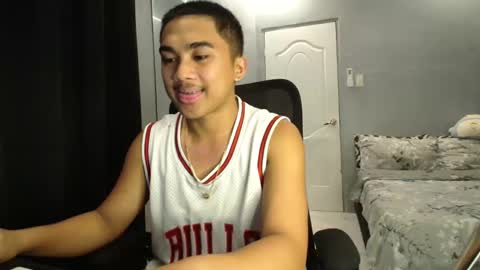 Snapshot of pinoyadriannexxx chatting on October 13, 2:28 am Adrianne online show from October 13, 2:28 am