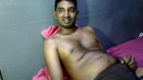 rayvienn online show from May 11, 3:51 pm