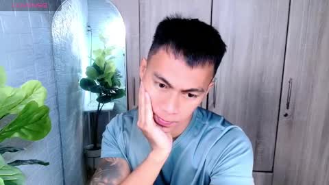 ethan online show from April 21, 3:07 pm