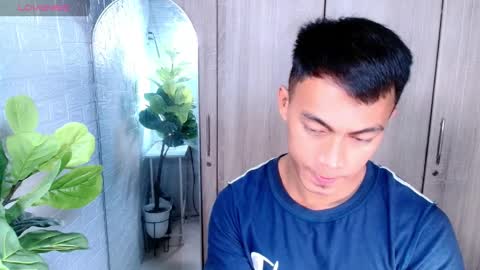 ethan online show from April 7, 6:35 am