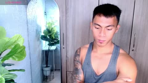 ethan online show from April 25, 6:27 pm