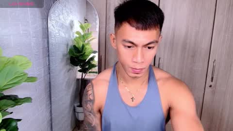 Snapshot of pinoymilker chatting on September 13, 5:08 am ethan online show from September 13, 5:08 am