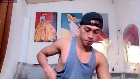 Snapshot of pinoymilker chatting on February 18, 4:16 pm ethan online show from February 18, 4:16 pm