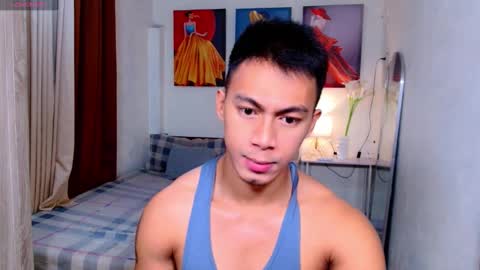 Snapshot of pinoymilker chatting on January 31, 3:30 am ethan online show from January 31, 3:30 am
