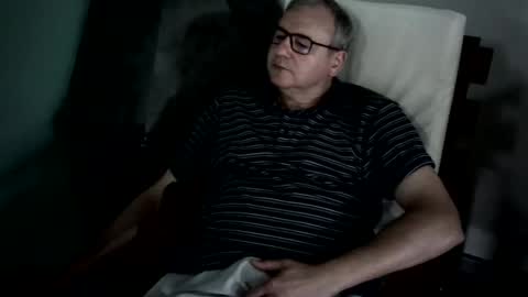 Snapshot of piovesanes chatting on March 9, 10:41 am piovesanes online show from March 9, 10:41 am