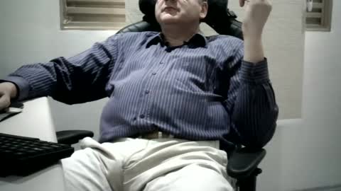 Snapshot of piovesanes chatting on December 9, 8:18 pm piovesanes online show from December 9, 8:18 pm