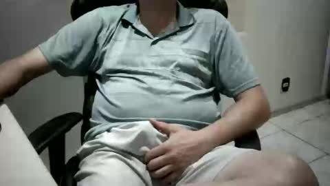 Snapshot of piovesanes chatting on February 19, 2:23 pm piovesanes online show from February 19, 2:23 pm
