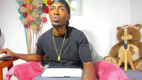 P I P E - M O NS T E R C O C K online show from April 18, 7:07 pm