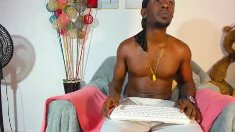 P I P E - M O NS T E R C O C K online show from April 21, 1:42 am