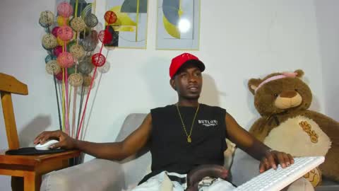 P I P E - M O NS T E R C O C K online show from April 16, 8:09 pm