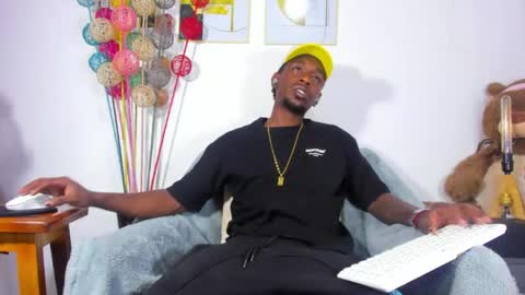 P I P E - M O NS T E R C O C K online show from April 23, 7:27 pm