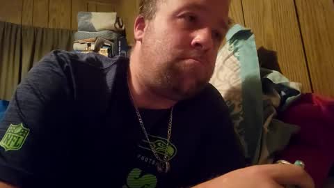 Snapshot of pittbull45 chatting on September 29, 6:12 am Eric online show from September 29, 6:12 am