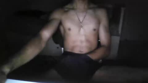 pklusts online show from April 17, 3:37 pm