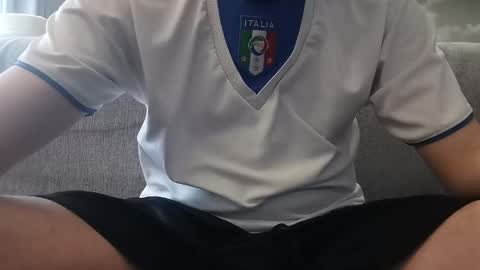 PLADPLAS online show from December 11, 10:15 am