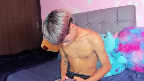 Snapshot of playboy_bunnyy chatting on September 16, 4:41 pm playboy_bunnyy online show from September 16, 4:41 pm
