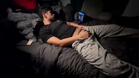 X X X online show from December 1, 7:00 am