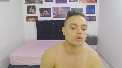 Snapshot of playboy_sex6 chatting on December 18, 4:39 pm PETER online show from December 18, 4:39 pm