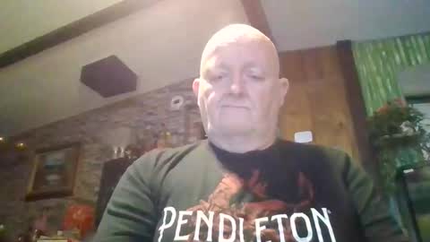 chaz online show from April 7, 5:18 am