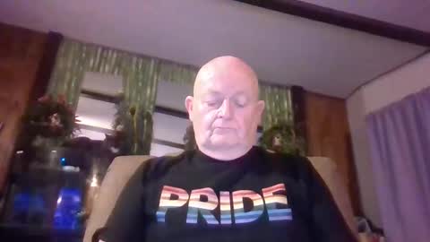 chaz online show from March 29, 4:01 am