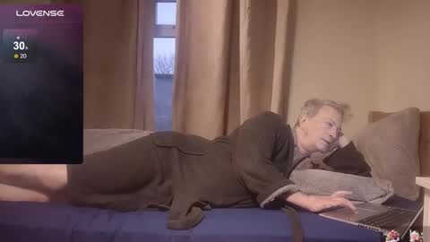 Play Me online show from February 25, 6:36 am