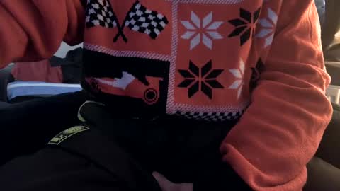 Hello ask me  . Im glad  to see you here in my room. Welcome PVT is open online show from January 4, 11:54 am