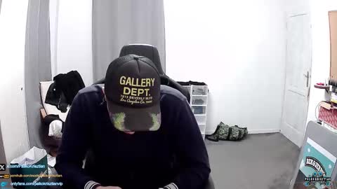 plkrisztian online show from November 26, 8:45 pm