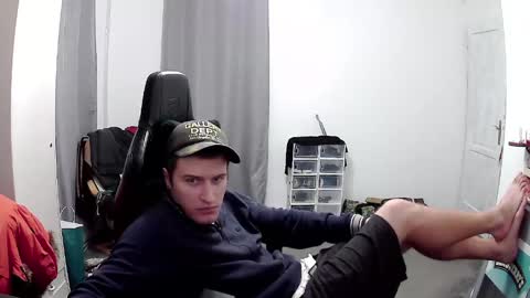 plkrisztian online show from April 21, 11:44 pm