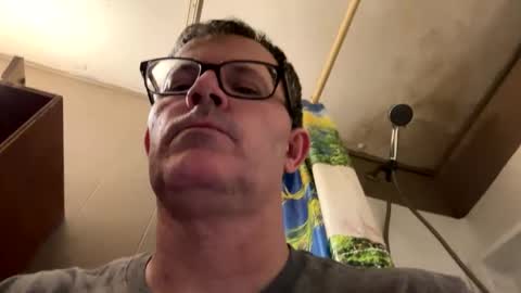 Snapshot of plummer073 chatting on February 8, 3:41 am HardCock073 online show from February 8, 3:41 am
