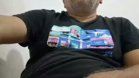 poli online show from April 25, 1:41 pm