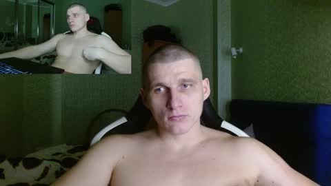 Snapshot of poliglotjoe chatting on January 23, 4:27 pm Poliglot online show from January 23, 4:27 pm