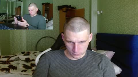 Snapshot of poliglotjoe chatting on January 26, 9:29 am Poliglot online show from January 26, 9:29 am