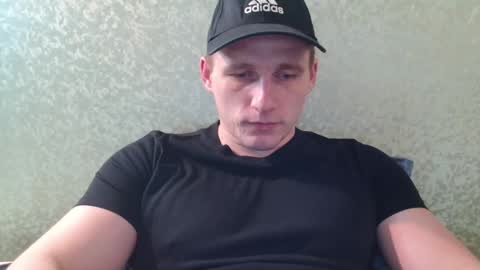Snapshot of poliglotjoe chatting on March 4, 9:29 am Poliglot online show from March 4, 9:29 am