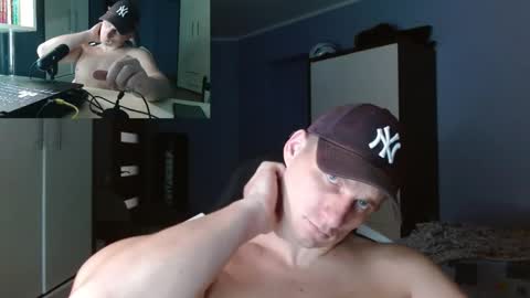 Snapshot of poliglotjoe chatting on October 20, 12:03 am Poliglot online show from October 20, 12:03 am