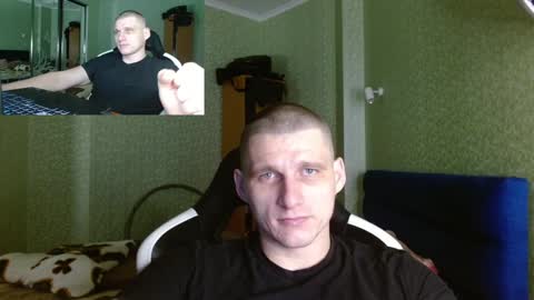 Snapshot of poliglotjoe chatting on January 26, 8:34 pm Poliglot online show from January 26, 8:34 pm