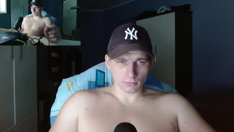 Snapshot of poliglotjoe chatting on October 26, 3:19 am Poliglot online show from October 26, 3:19 am