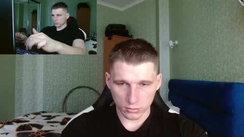 Snapshot of poliglotjoe chatting on January 22, 11:12 am Poliglot online show from January 22, 11:12 am