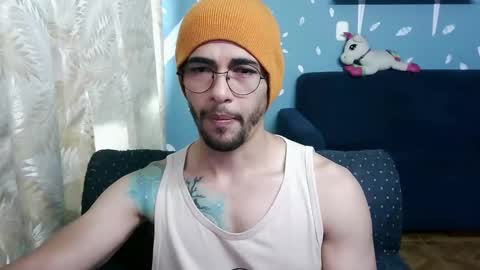 Snapshot of ponzothc chatting on November 1, 9:19 pm ponzothc online show from November 1, 9:19 pm