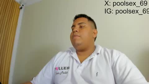 Snapshot of poolsexx_69 chatting on September 24, 7:12 pm poolsexx_69 online show from September 24, 7:12 pm
