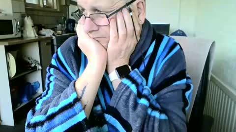 Snapshot of poshman65 chatting on January 11, 12:40 pm poshman65 online show from January 11, 12:40 pm