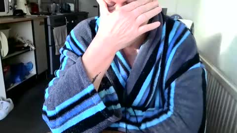 Snapshot of poshman65 chatting on January 13, 10:25 am poshman65 online show from January 13, 10:25 am