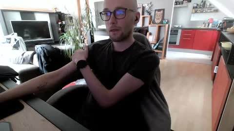 Blou online show from March 22, 12:43 pm