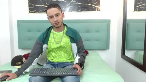   online show from April 24, 3:53 am