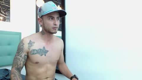   online show from April 15, 8:25 am