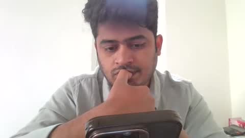 praveen100797 online show from January 17, 9:28 am