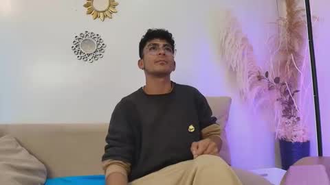 Andres online show from November 3, 6:17 am