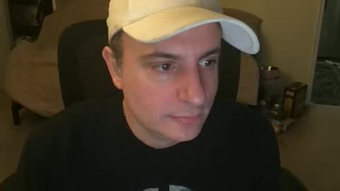 preppyguyintokink1 online show from December 3, 9:21 pm