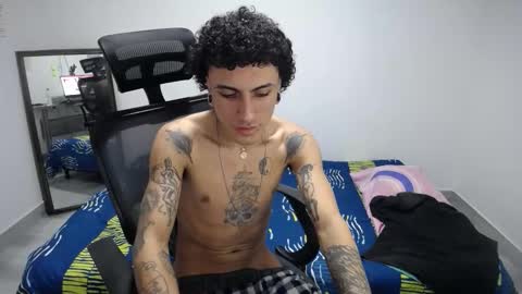 Plux online show from November 20, 5:34 pm