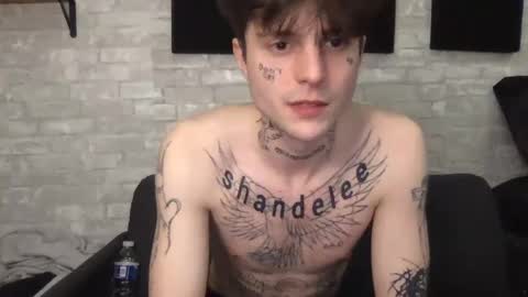 Snapshot of prettyboyszn chatting on January 23, 3:37 am pretty boy online show from January 23, 3:37 am